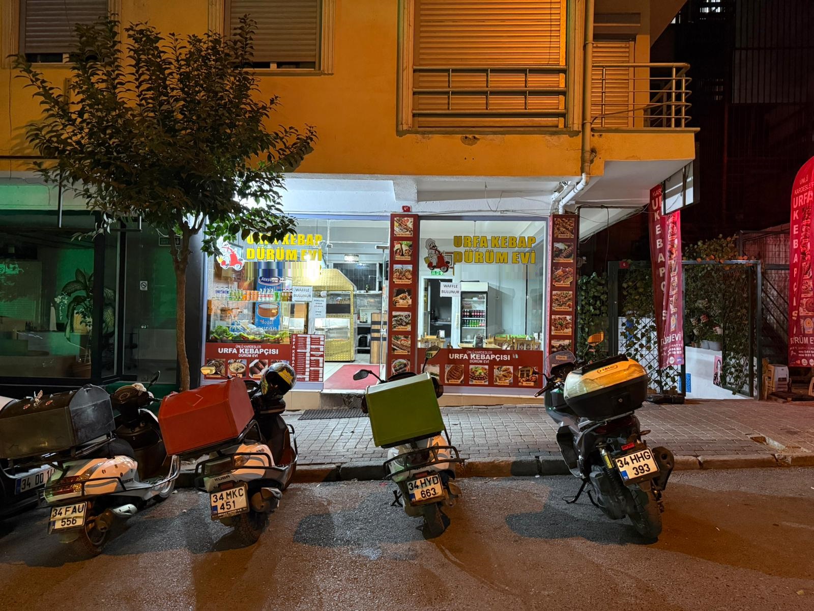 Ünlü Kardeşler Urfa Kebap Dürüm Evi